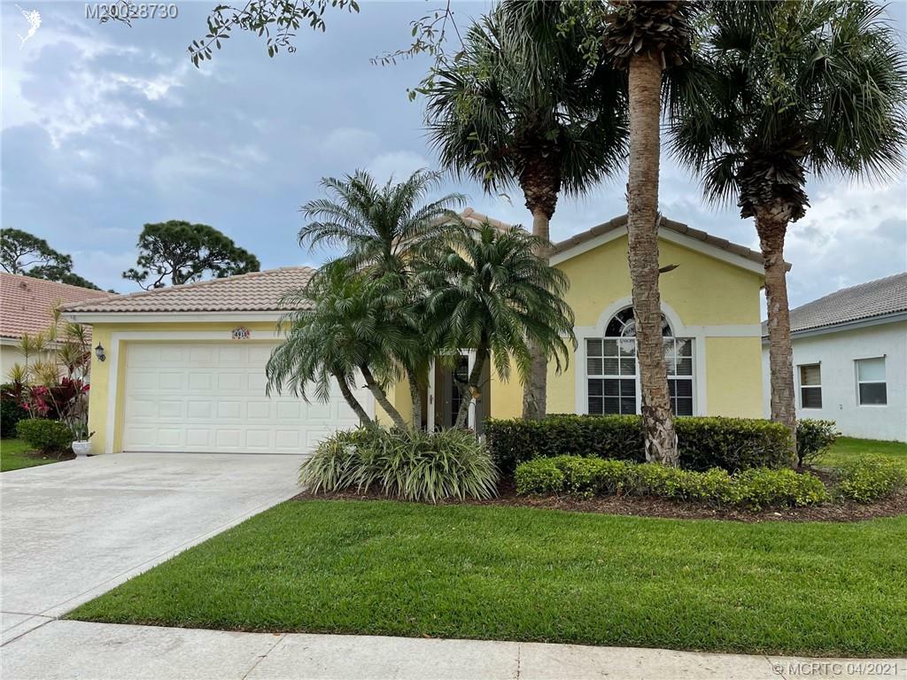 Property Photo:  4918 SE Devenwood Way  FL 34997 