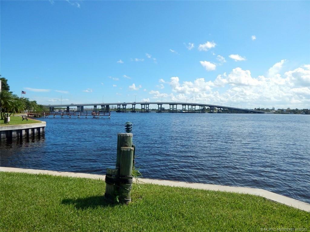 Property Photo:  1950 SW Palm City Road 4-4304  FL 34994 