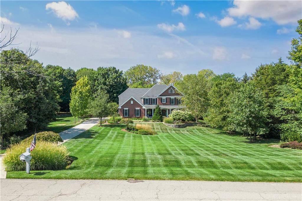 Property Photo:  7999 Woodbridge Court  OH 45066 