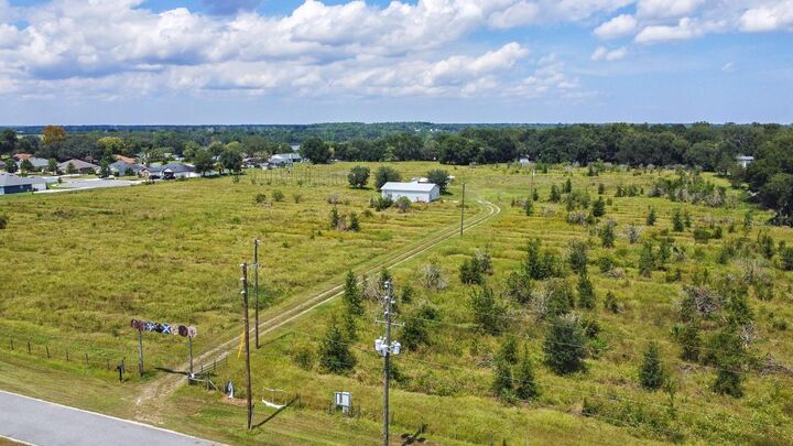 Property Photo: 40923 Maxwell Road FL 32784