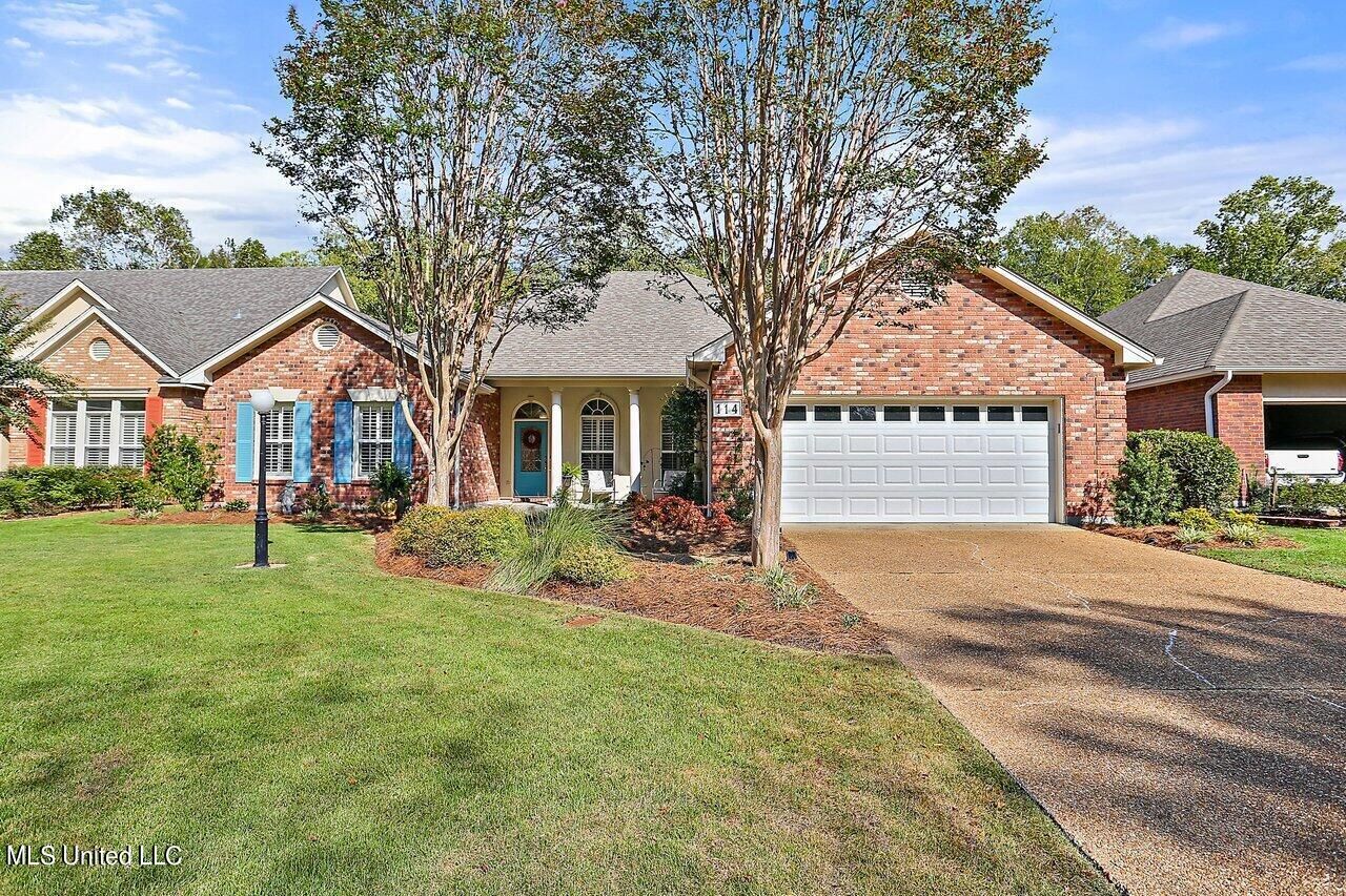 Property Photo: 114 Brookside Drive MS 39056