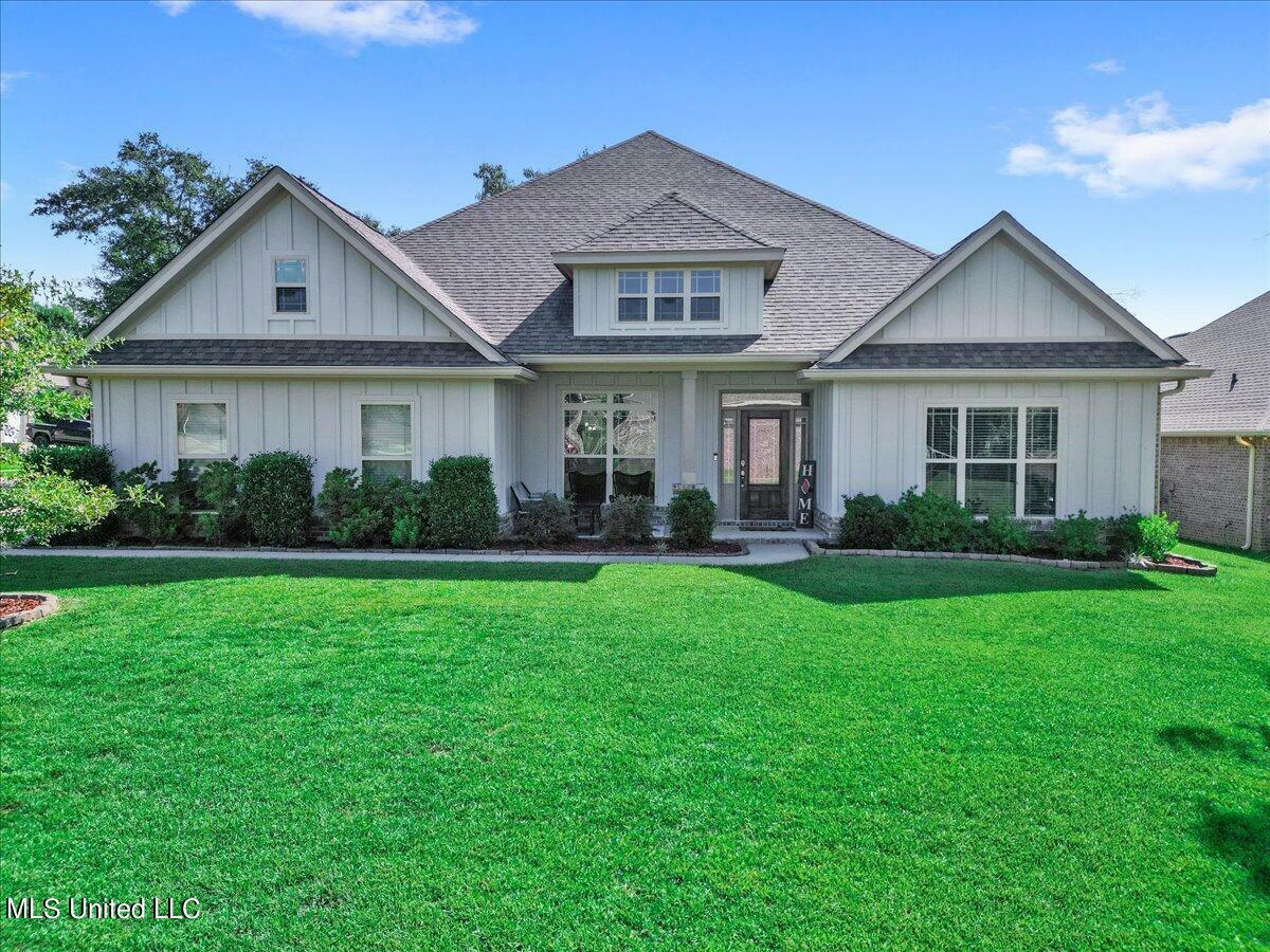 Property Photo: 7470 Woodlawn Court MS 39571