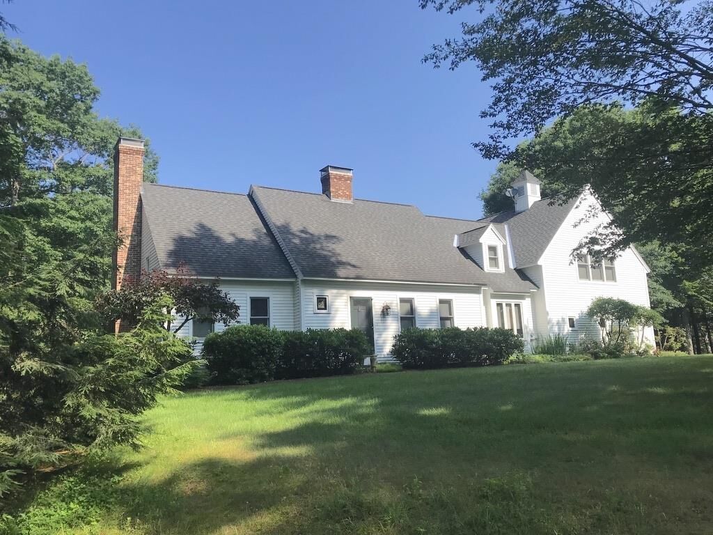 Property Photo:  19 Stony Brook Road  NH 03452 