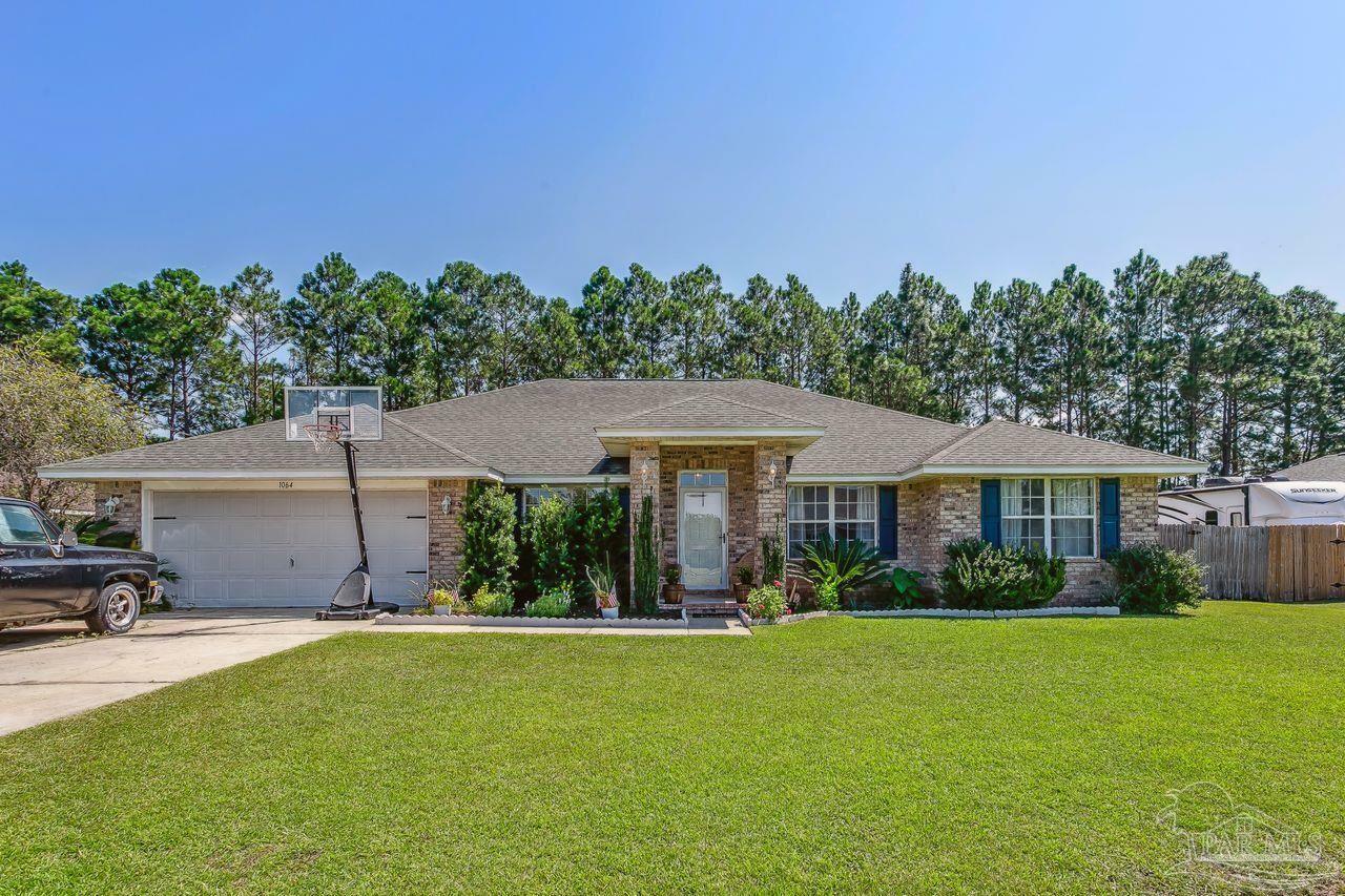 Property Photo: 1064 Adrian Way FL 32583