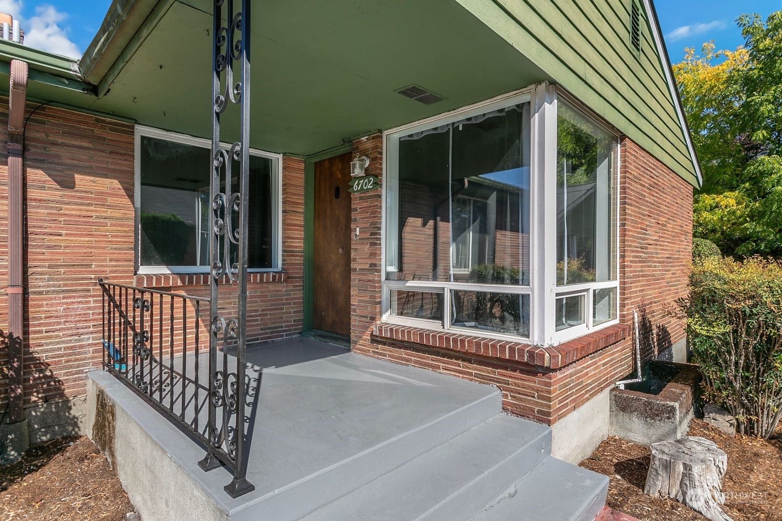 Property Photo: 6700 Rainier Avenue S WA 98118