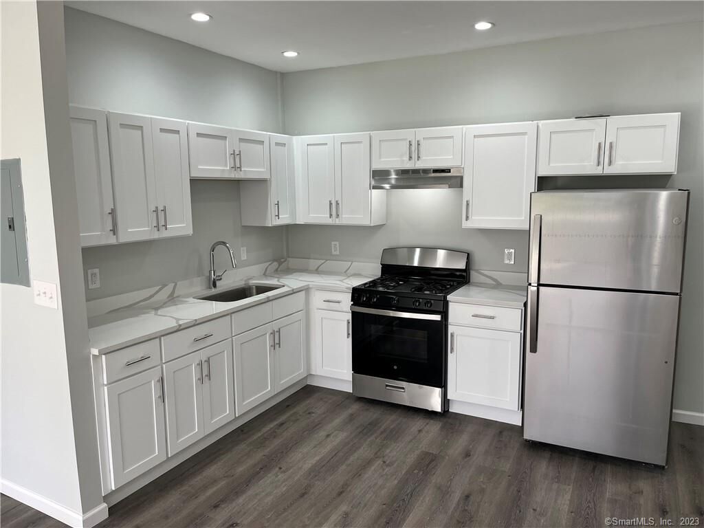 Property Photo: 893 Main Street 201 CT 06040