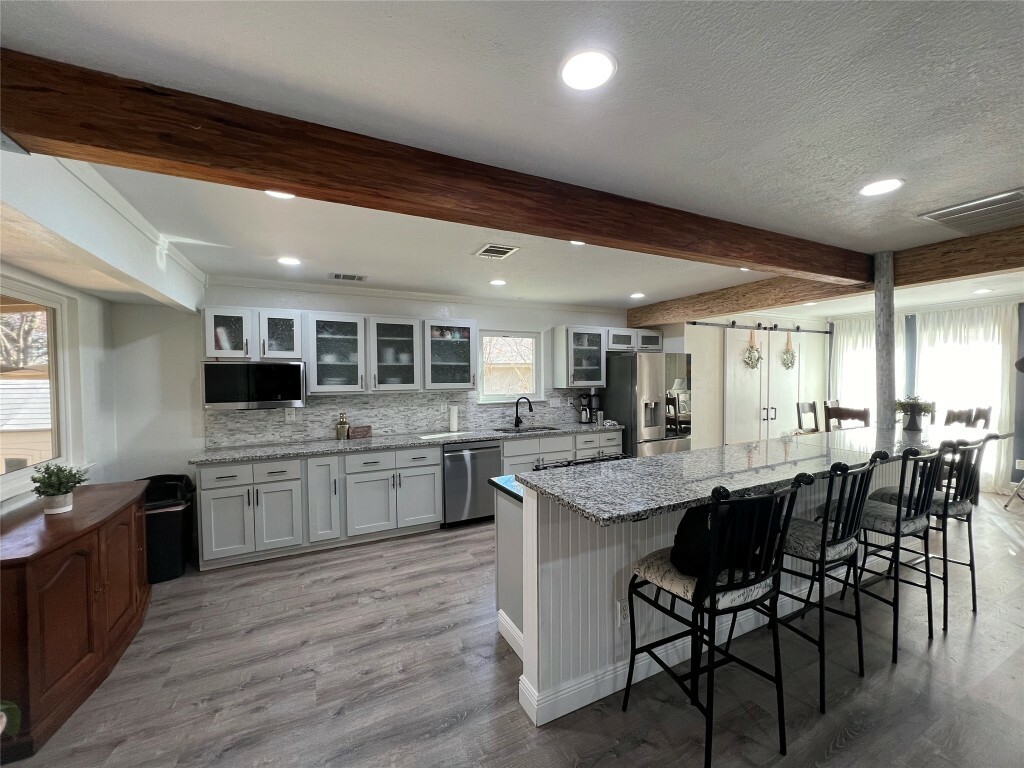 Property Photo: 3906 Burr Oak Lane TX 78727