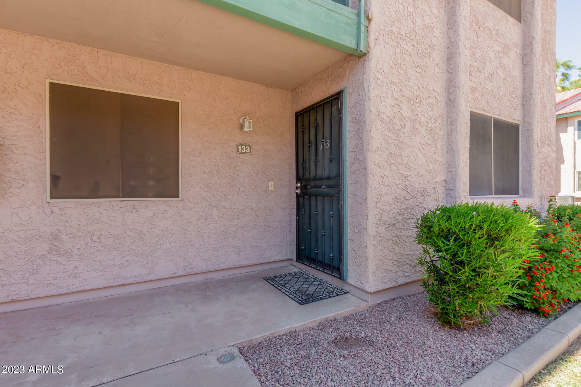 Property Photo:  623 W Guadalupe Road 133  AZ 85210 