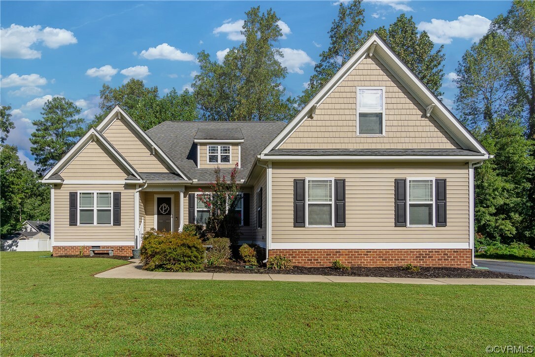 Property Photo: 2205 Sara Ann Court VA 23009