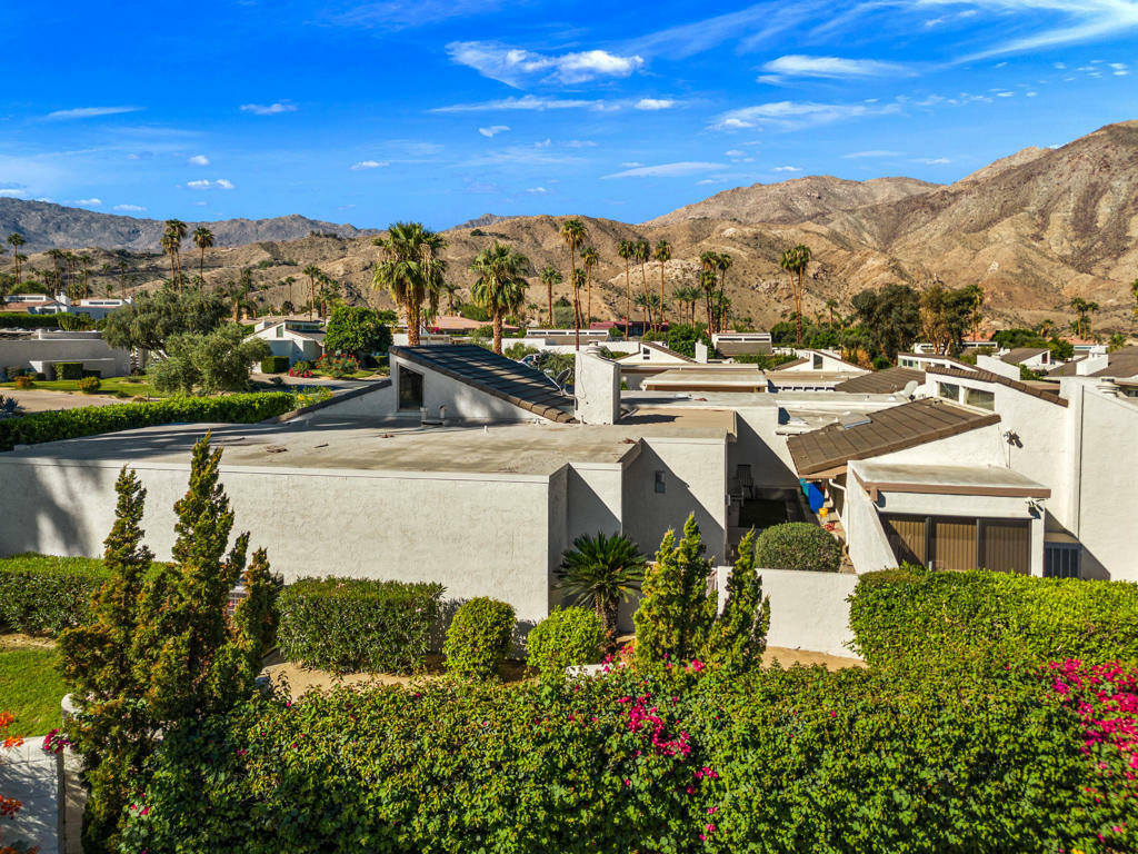 Property Photo: 72750 Cactus Court F CA 92260