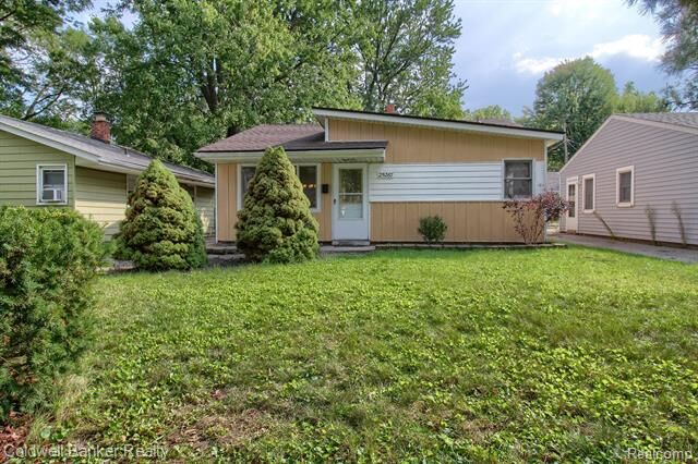 Property Photo: 25267 Stanford Street MI 48125