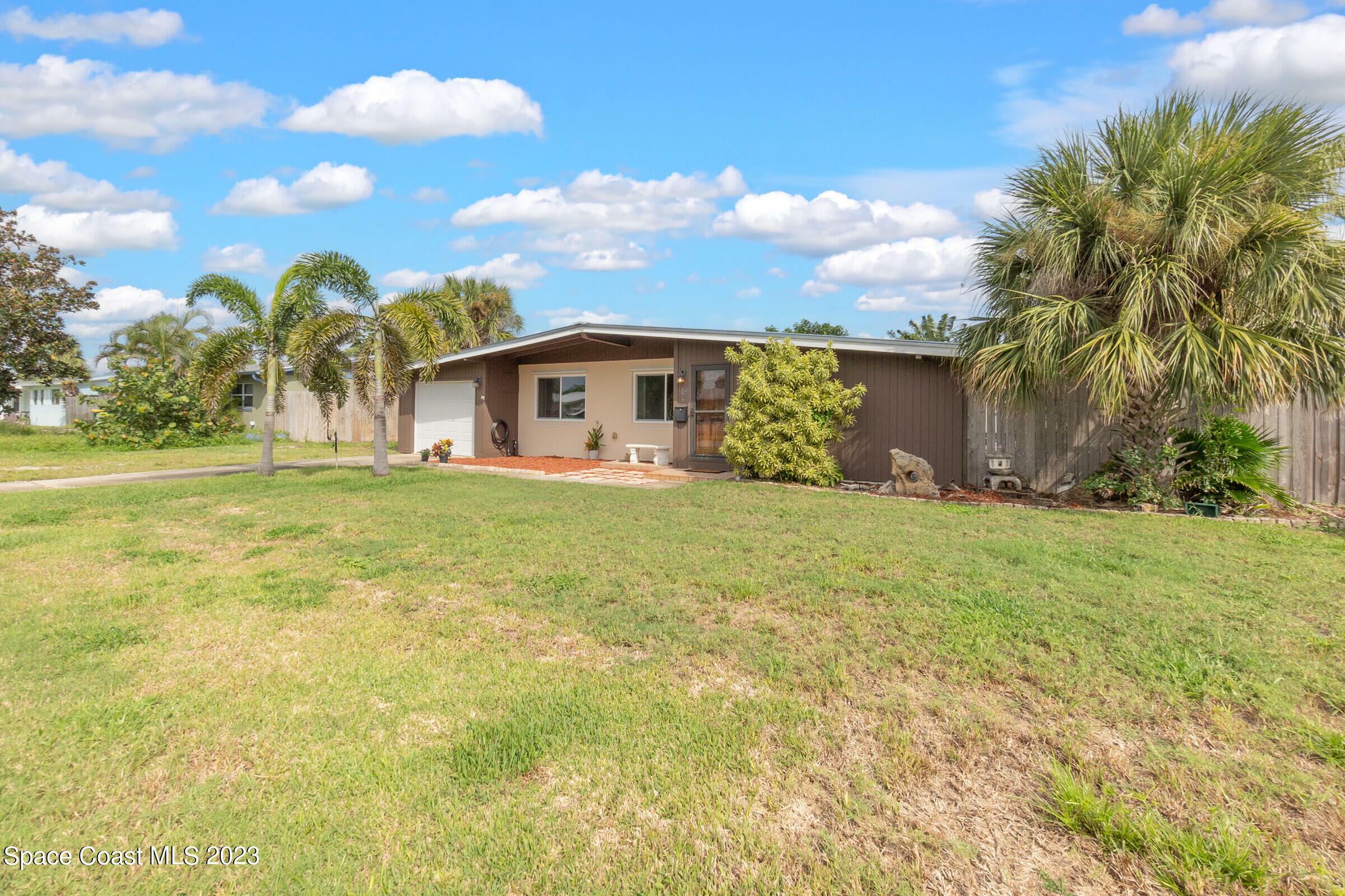 Property Photo:  165 Churchill Avenue  FL 32937 