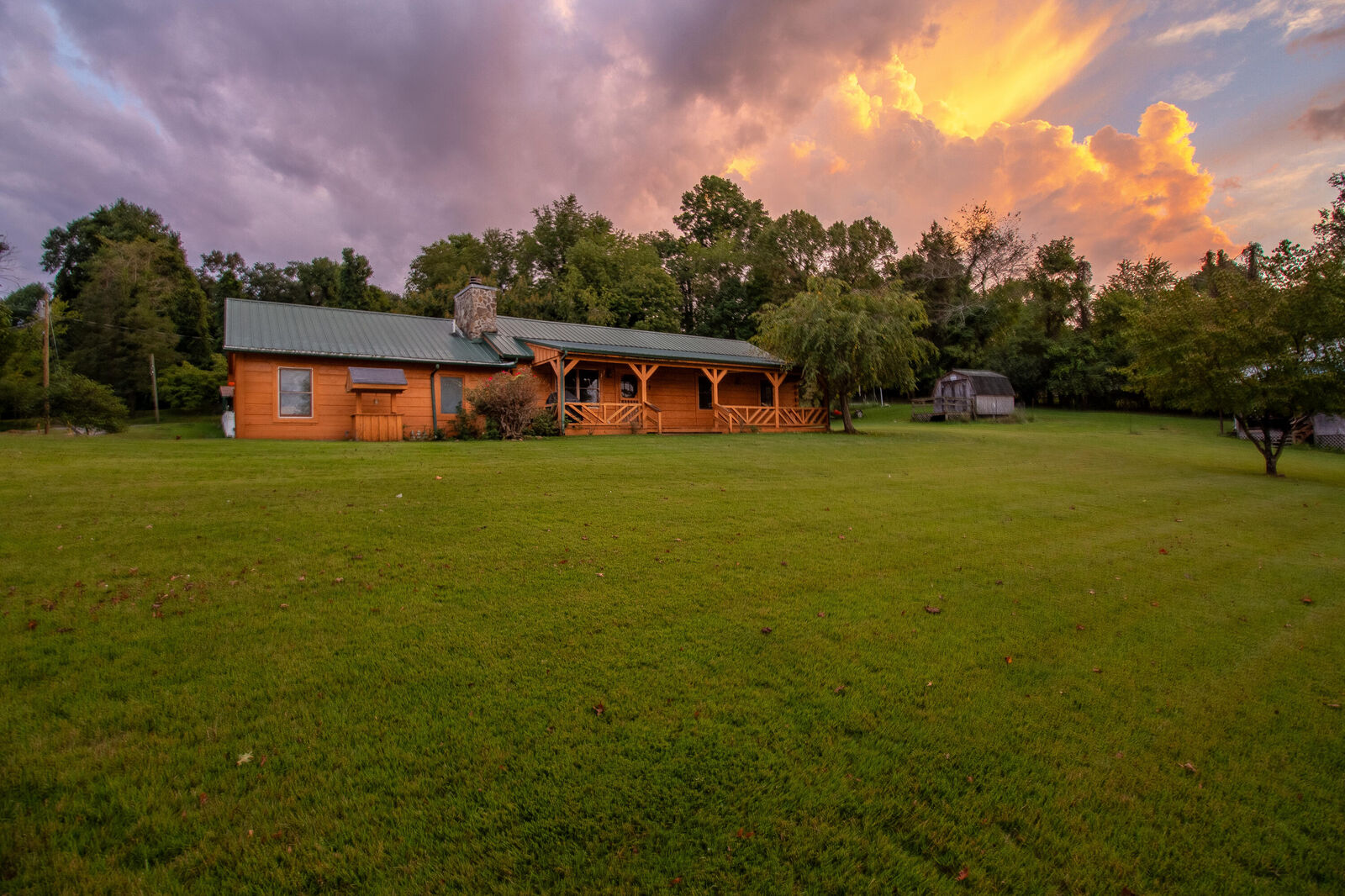 Property Photo:  445 Sunny Lane Private Drive  TN 37686 