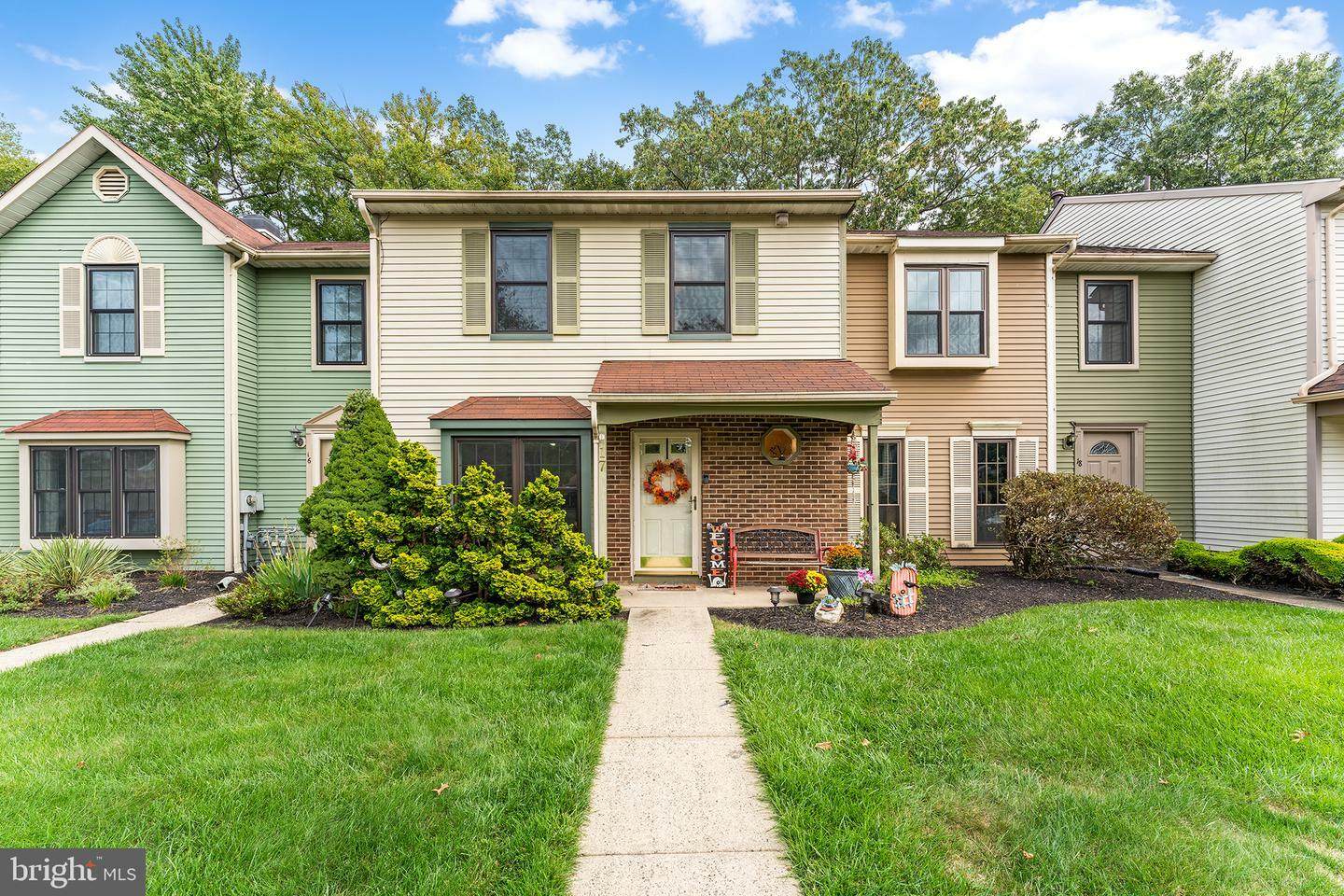 17 Stratton Court  Robbinsville NJ 08691 photo