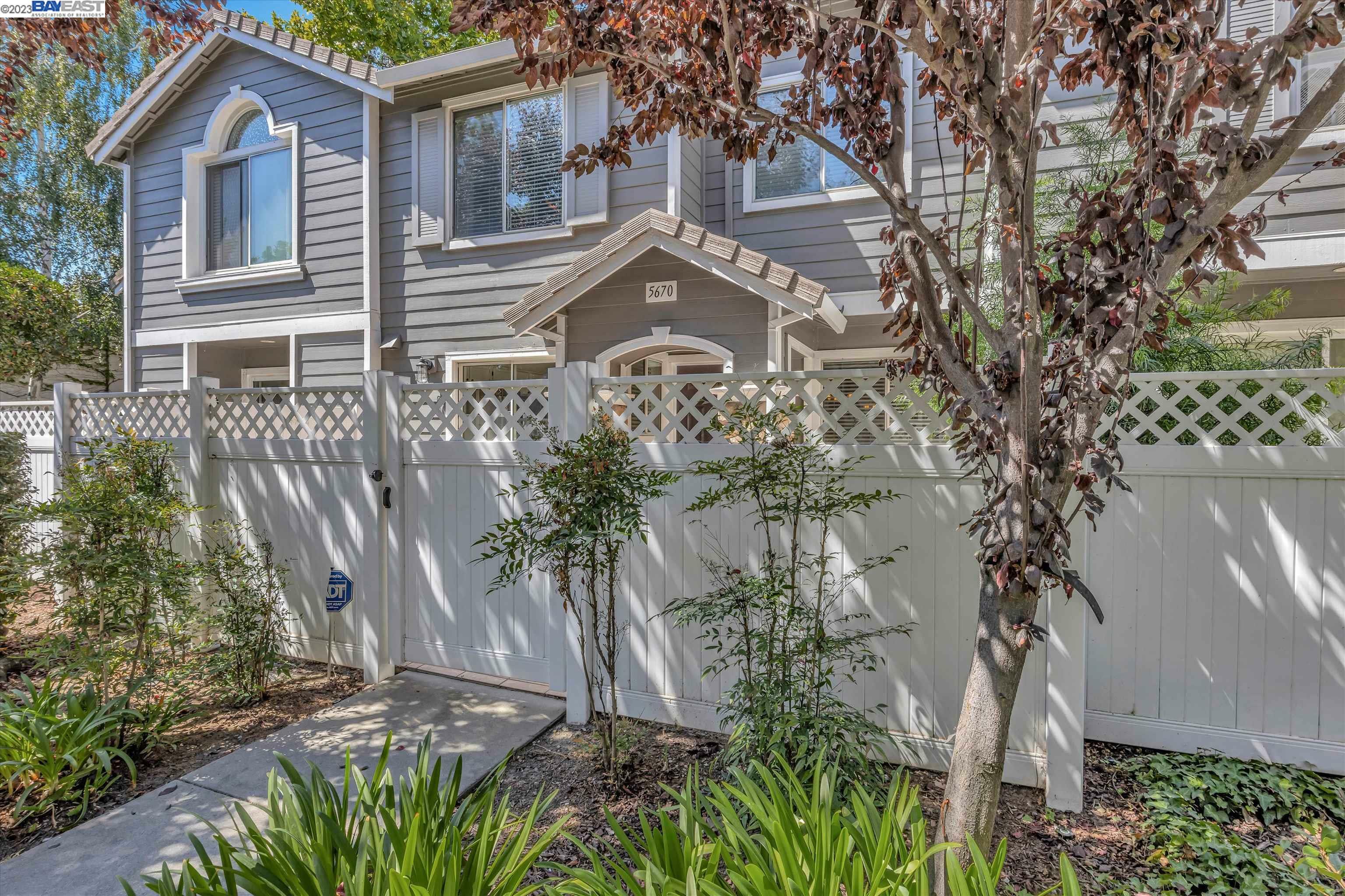 Property Photo: 5670 Salvia Cmn CA 94538