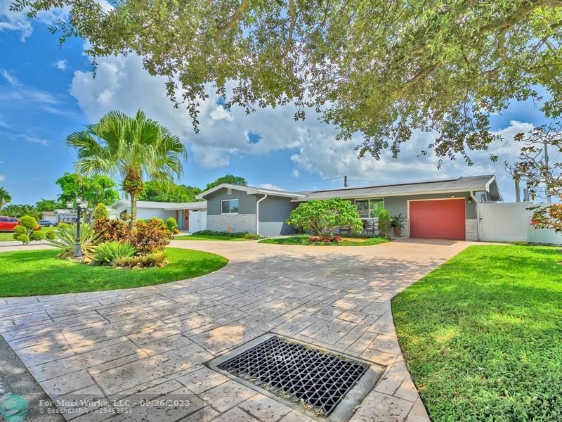Property Photo: 8890 NW 10th St FL 33024
