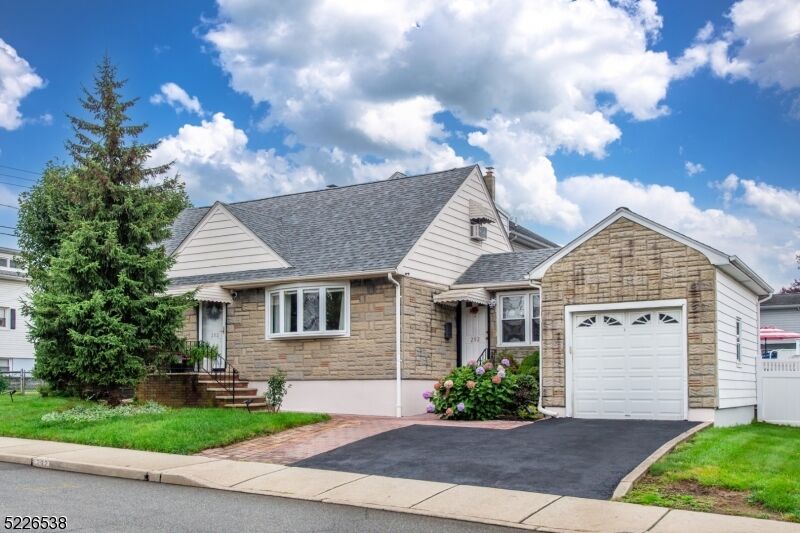 Property Photo:  292 Union Ave  NJ 07075 