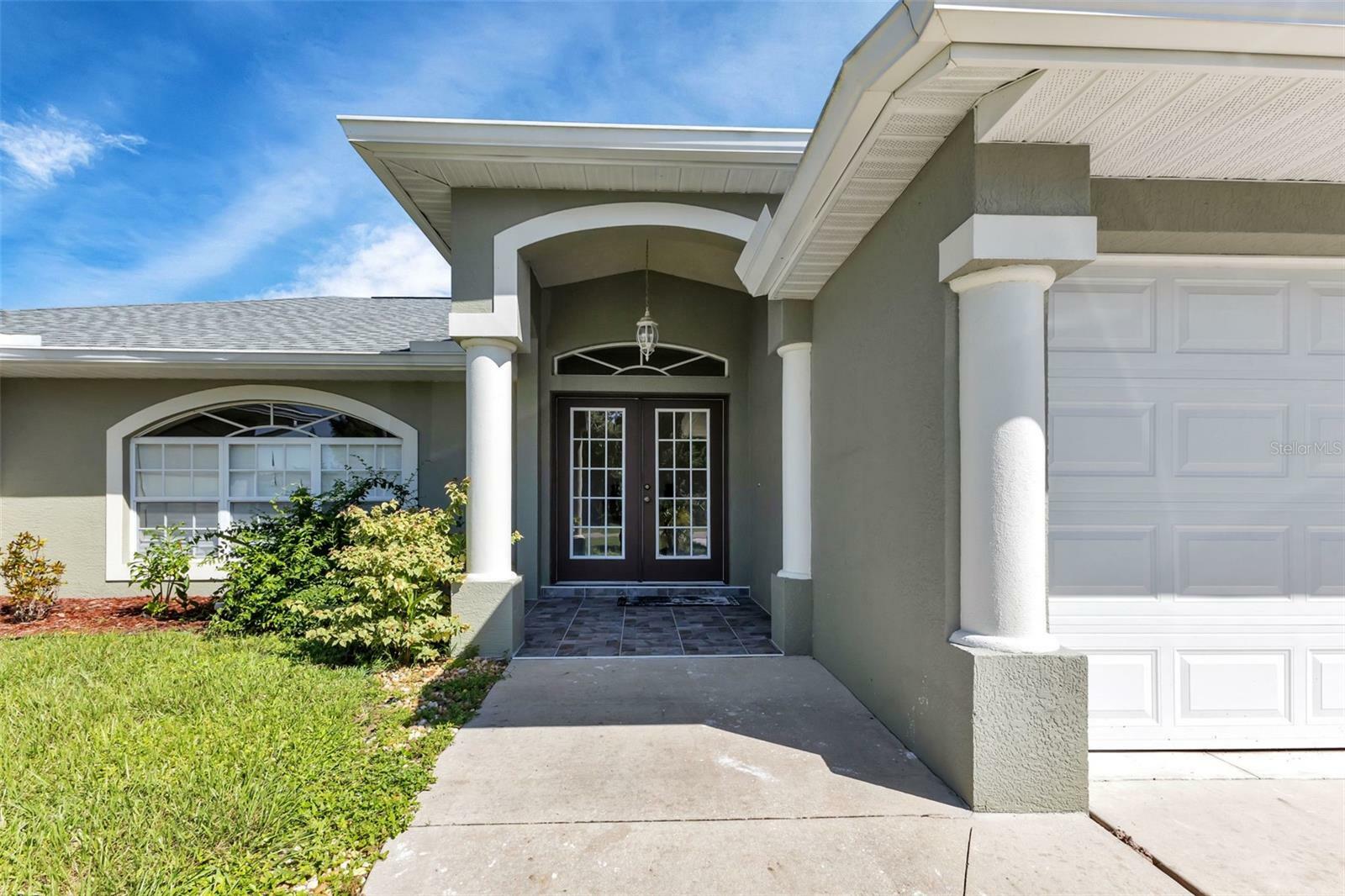 Property Photo:  25192 Palisade Road  FL 33983 