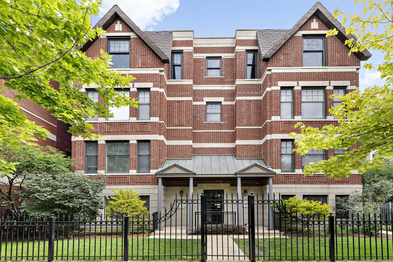 Property Photo:  1441 N Wicker Park Avenue 3N  IL 60622 