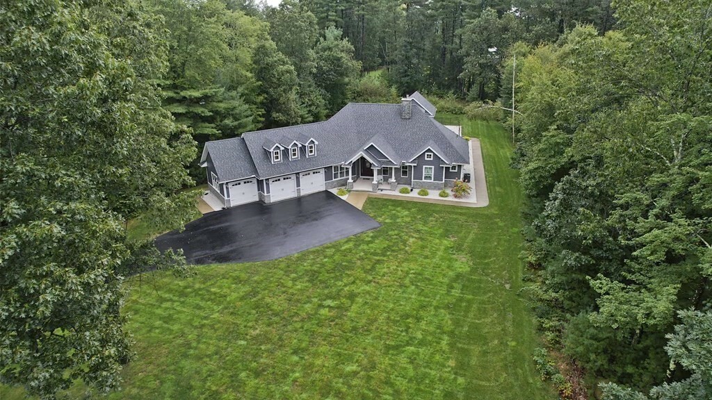 Property Photo: 18 Meadow Ln MA 01077