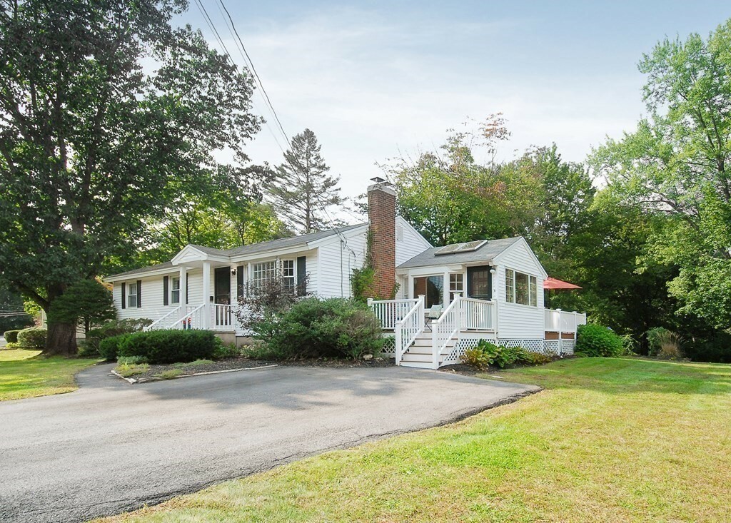 Property Photo: 15 Noble Dr MA 01824