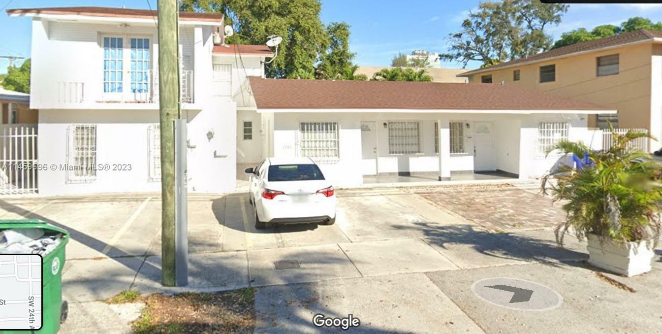 2751 SW 11th St  Miami FL 33135 photo