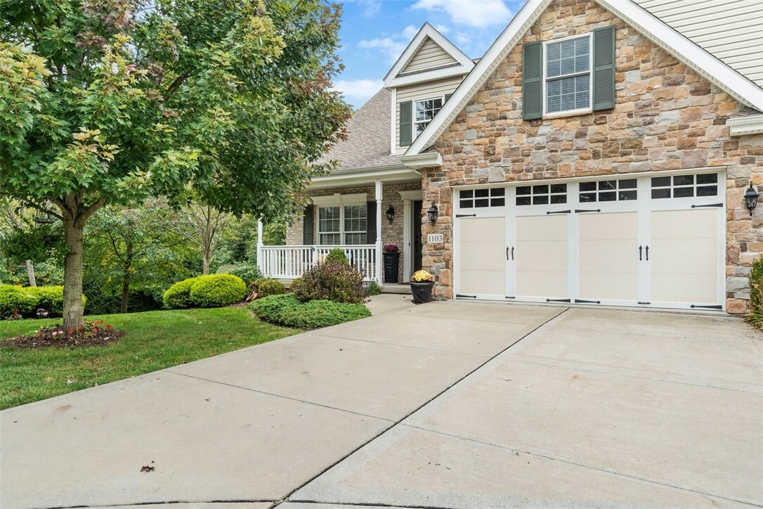 Property Photo:  1103 Shinnecock Ct  PA 16046 