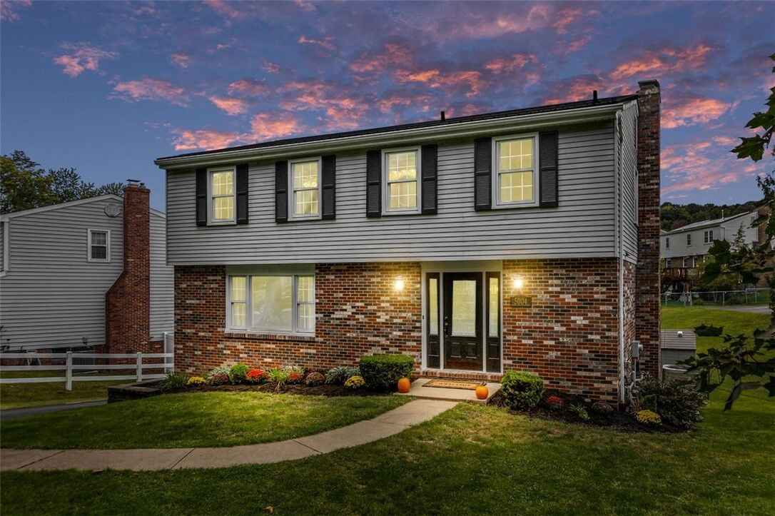 Property Photo: 5004 Meadowridge Lane PA 15044