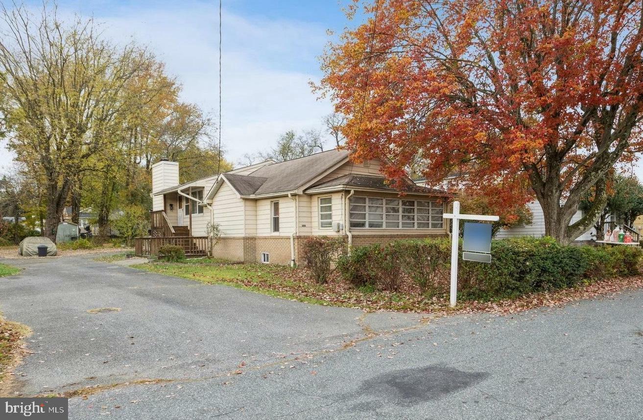 Property Photo: 300 Oak Street MD 21040