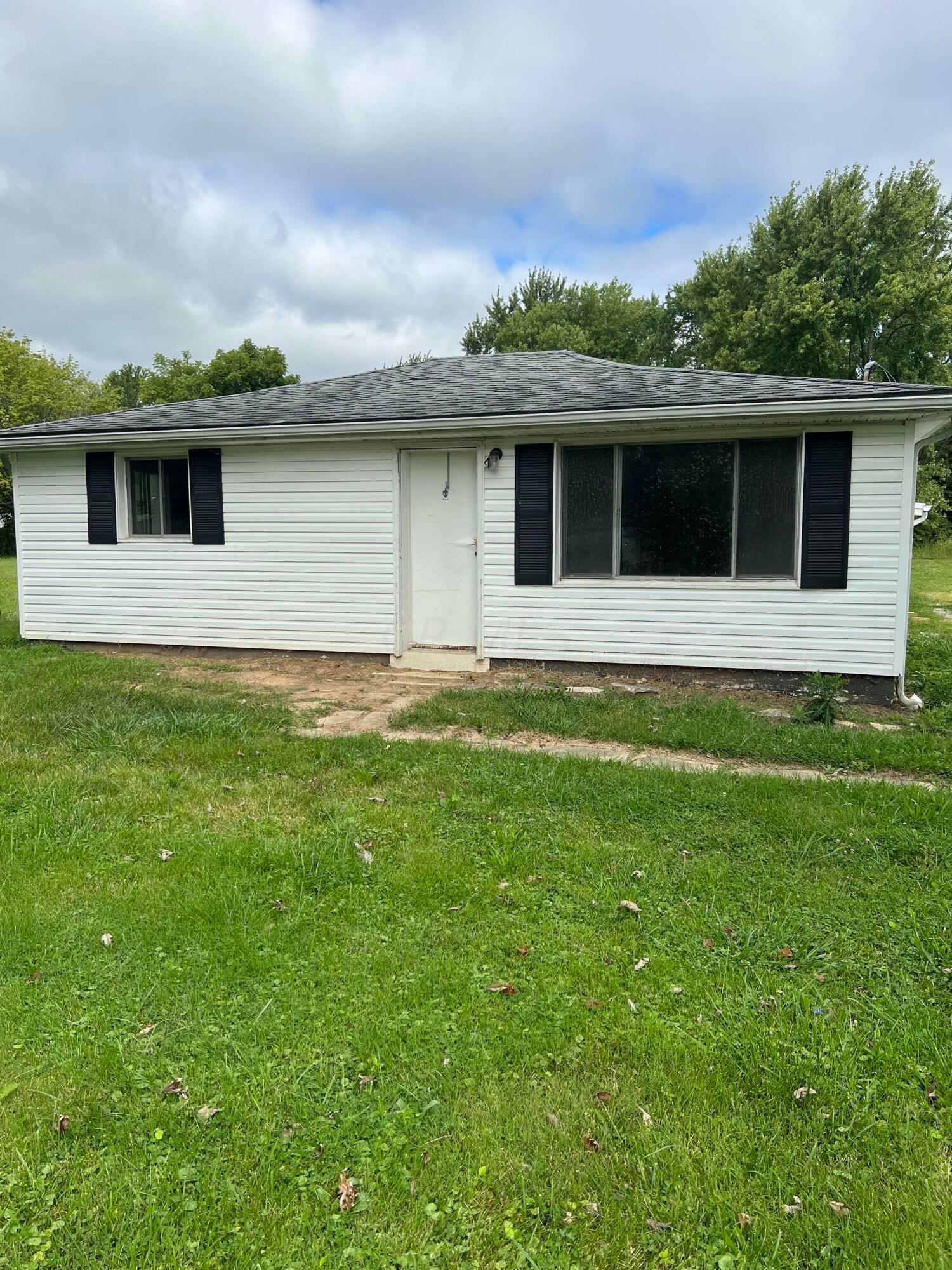 Property Photo: 6912 London Groveport Road OH 43123
