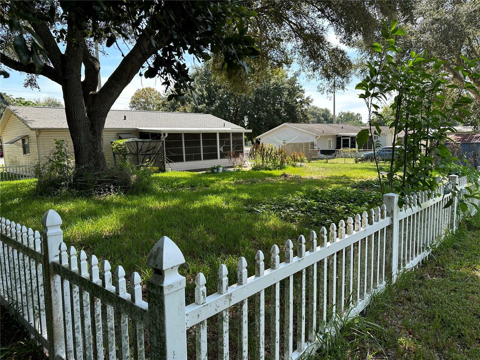 Property Photo:  6400 SW 60th Avenue  FL 34474 