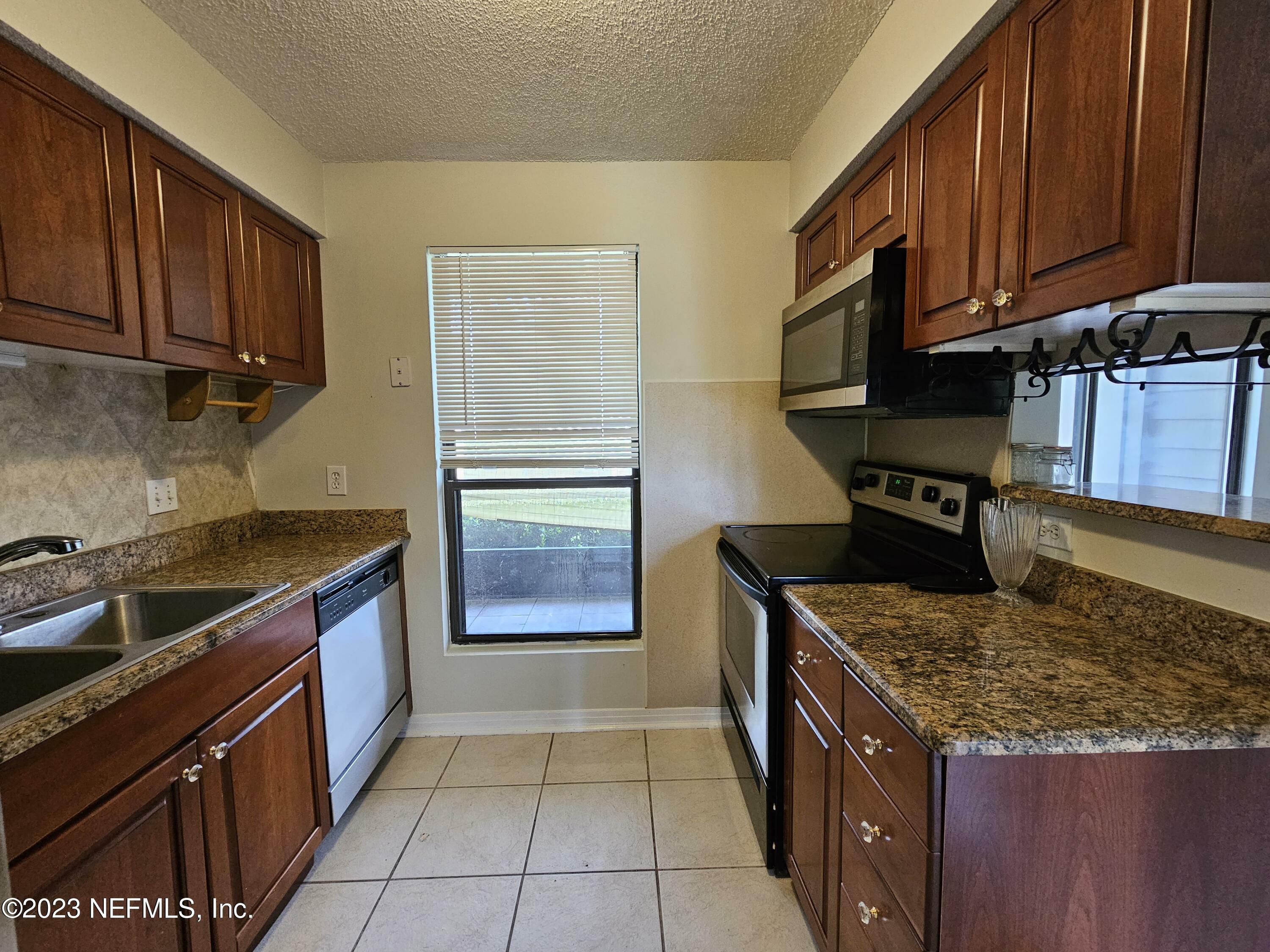 Property Photo:  10200 Belle Rive Boulevard 203  FL 32256 