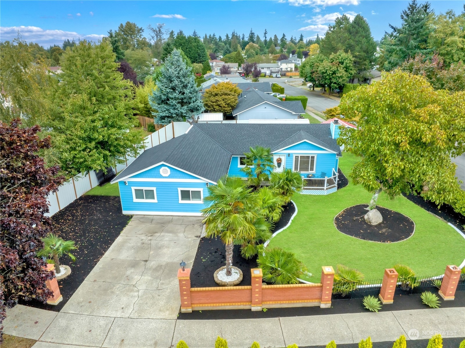 5301 Stonegate Avenue NE  Tacoma WA 98422 photo