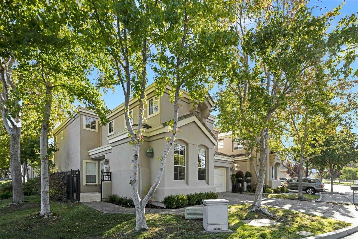 802 Corriente Point Drive  Redwood Shores CA 94065 photo