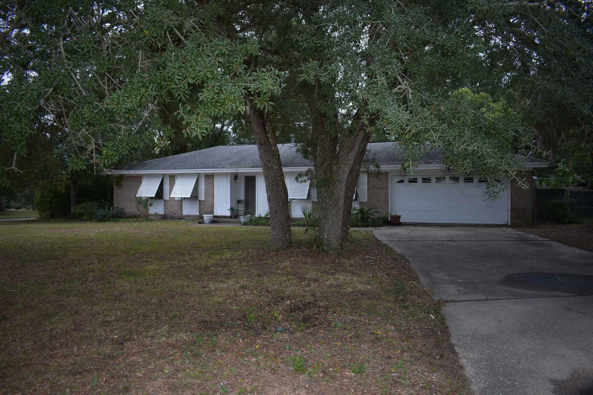 Property Photo:  403 James Avenue  FL 32580 