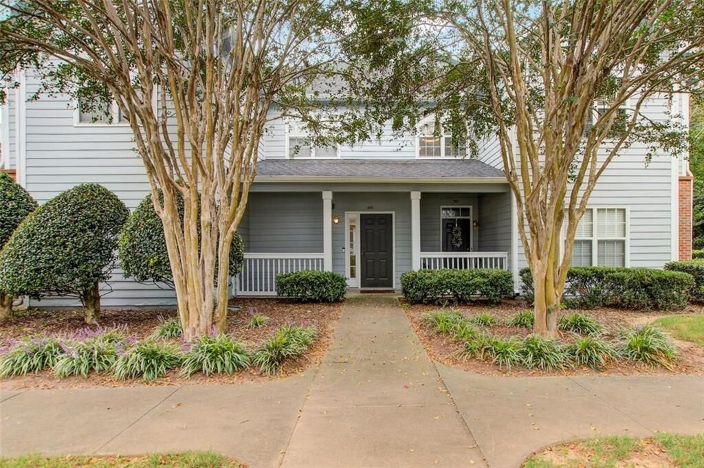 Property Photo:  1210 Vinings Forest Lane SE  GA 30080 