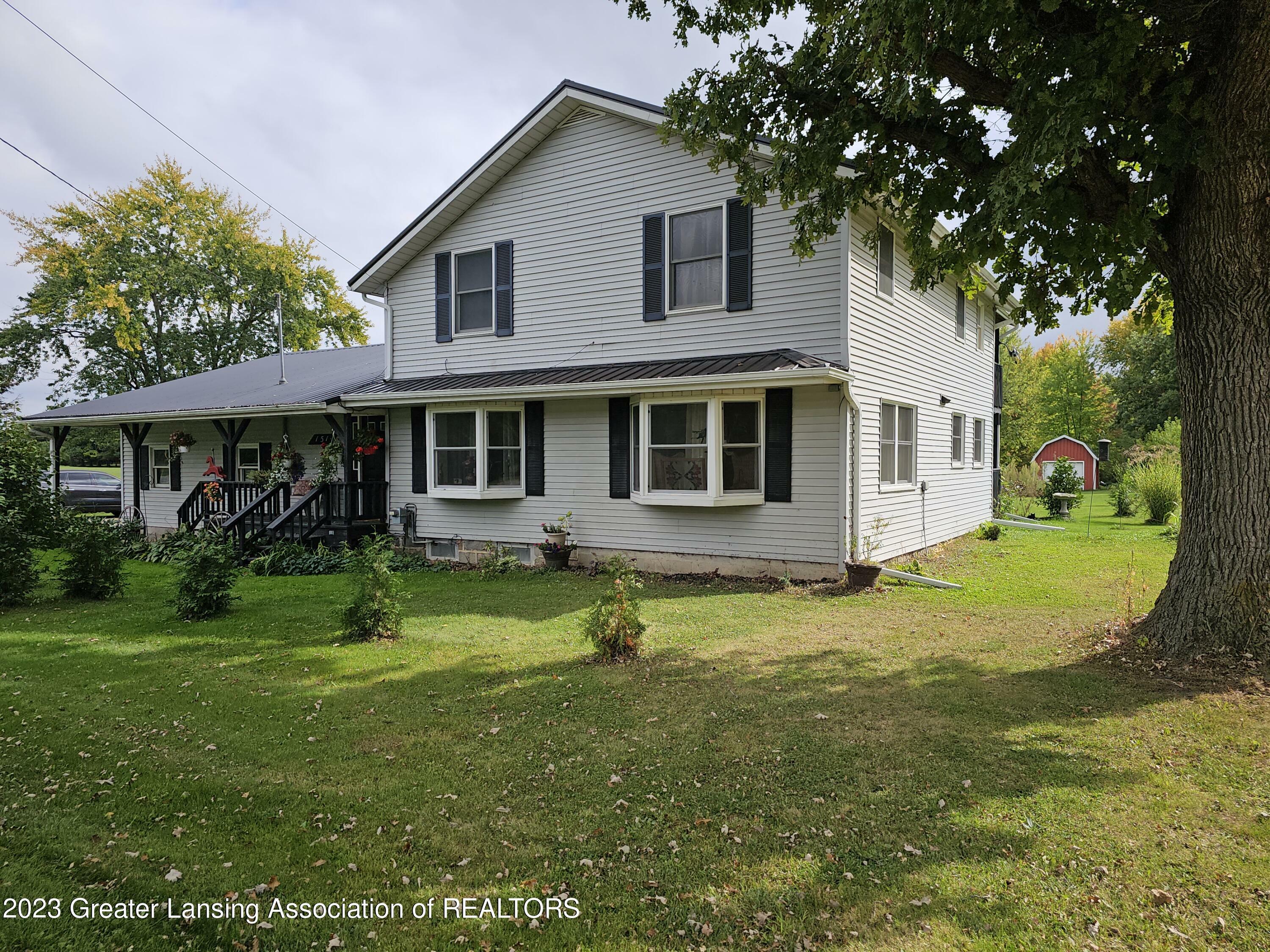 Property Photo:  151 W Grand Ledge Highway  MI 48890 