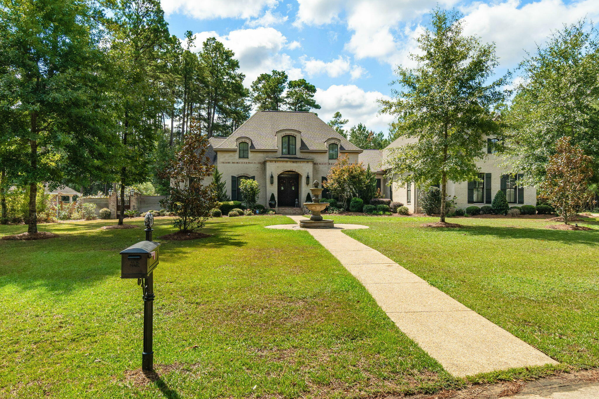 Property Photo:  45 Parson'S Creek Rd.  MS 39402 