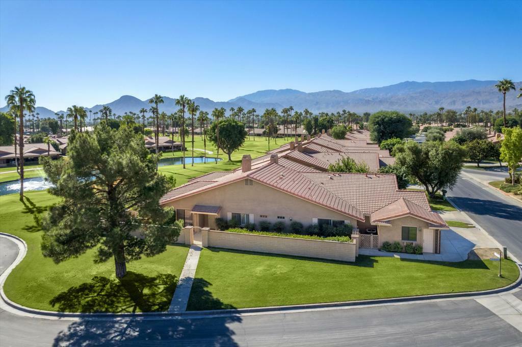 Property Photo: 38 Maximo Way CA 92260