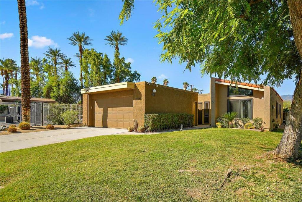 44249 Anacapa Way  Palm Desert CA 92260 photo