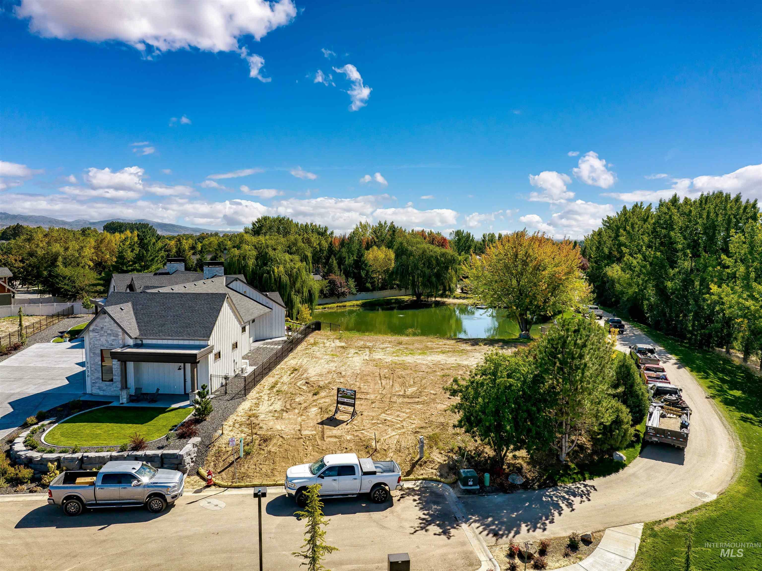 Property Photo:  1110 Arrano Farms Ln  ID 83616 