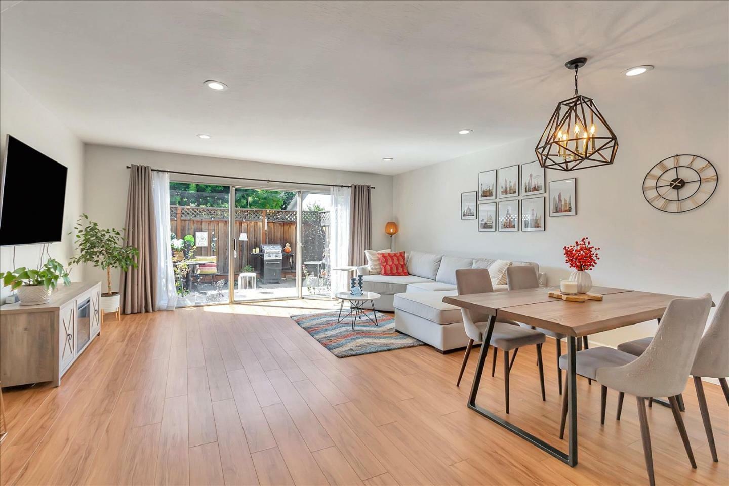 Property Photo: 1389 Cherrywood Square CA 95117