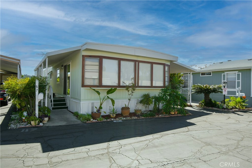 Property Photo:  801 W Covina Boulevard 87  CA 91773 