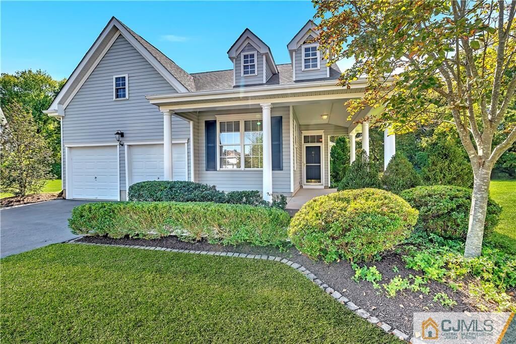 Property Photo: 10 Longstreet Lane NJ 08512