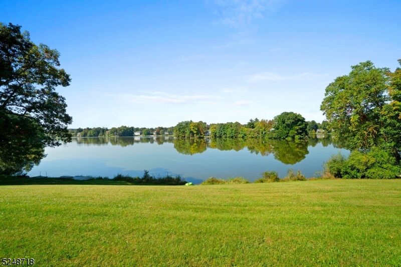 Property Photo:  352 Lake Shore South D  NJ 07827 