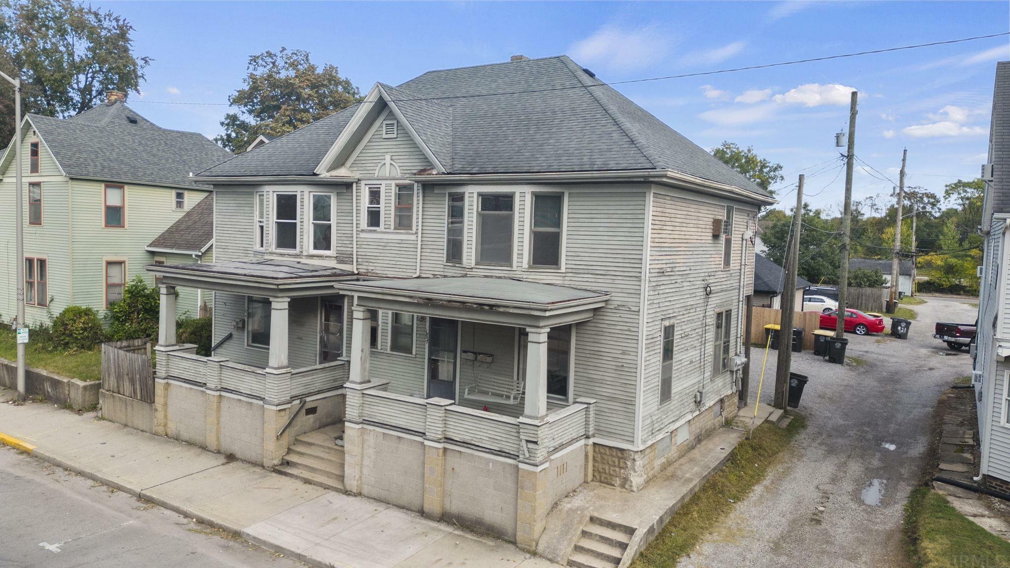 Property Photo:  1829 Broadway Avenue  IN 46802 