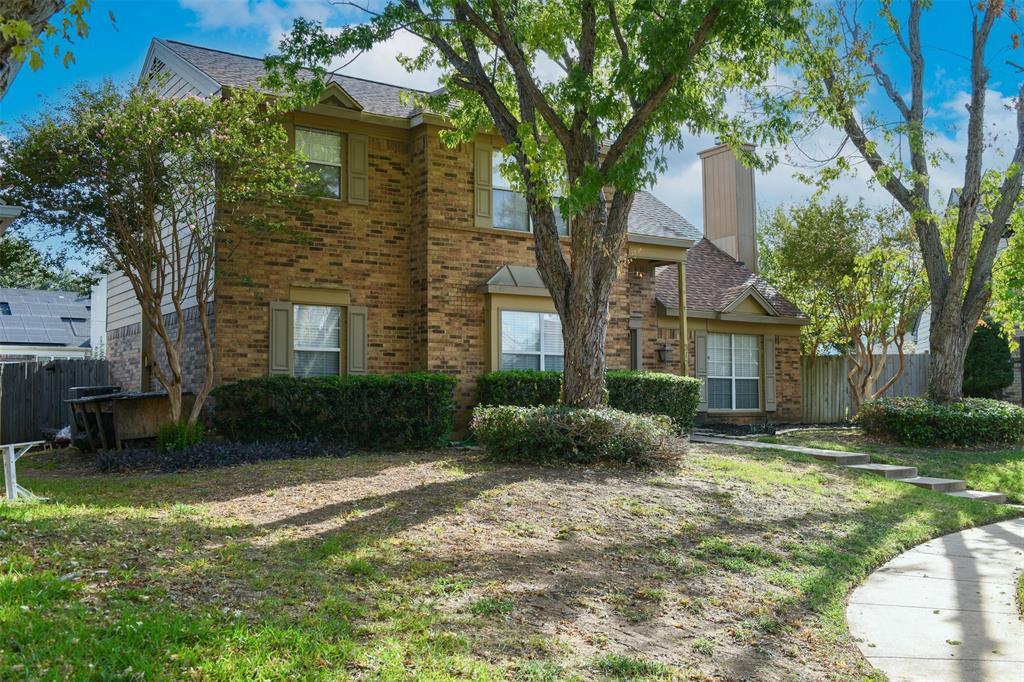 Property Photo: 317 Breseman Street TX 75104