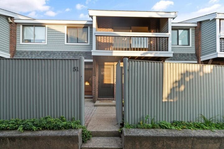 Property Photo: 51 Rosewood Dr 51 MA 02072