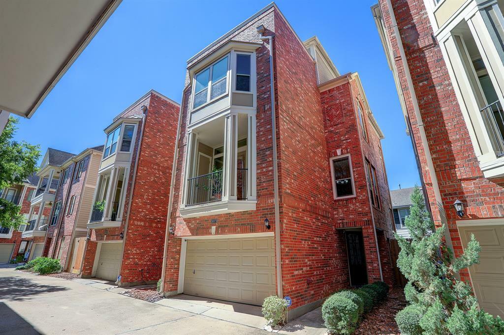 Property Photo:  1607 W Dallas Street B  TX 77019 