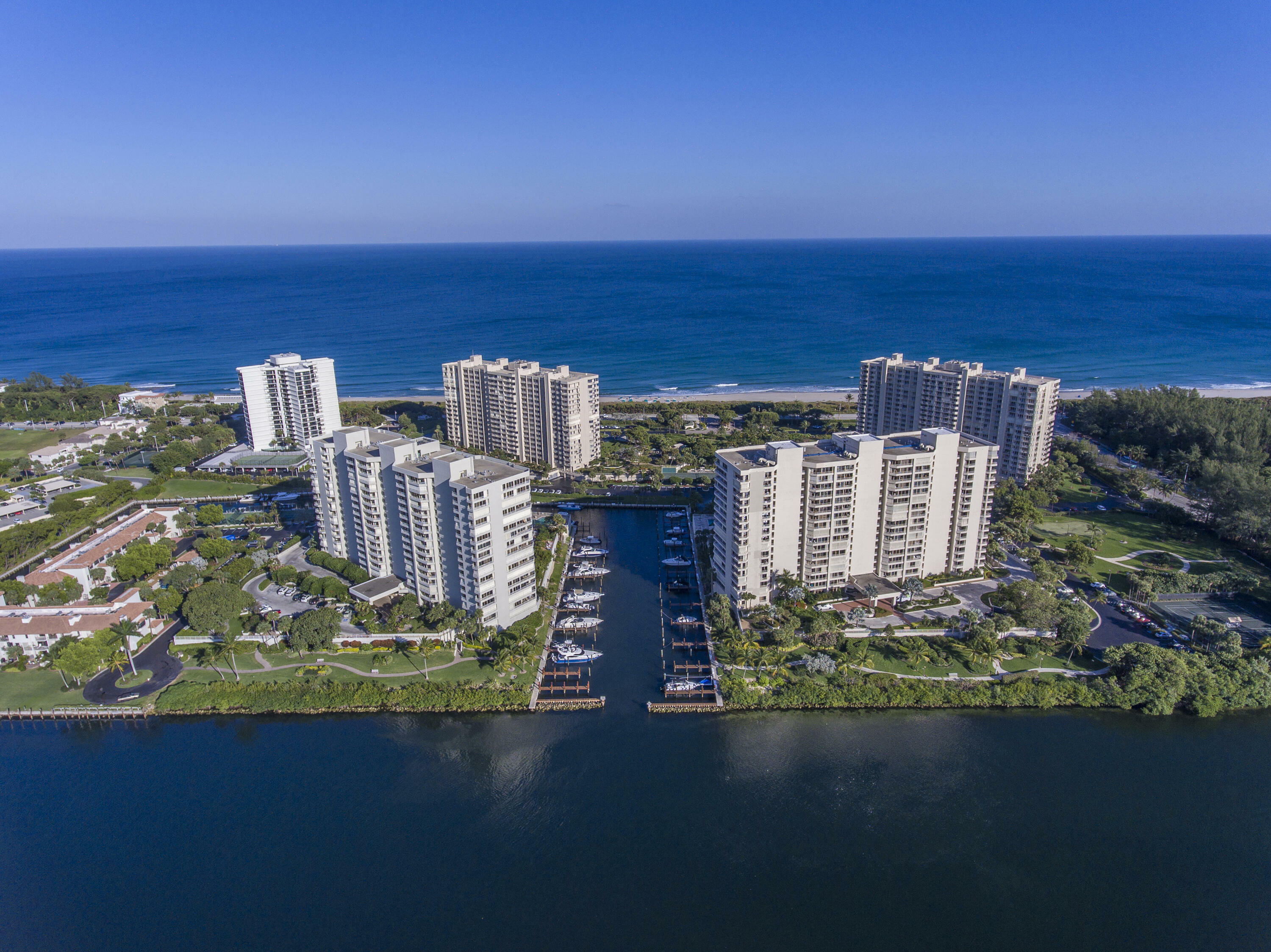 Property Photo: 4301 N Ocean Boulevard A-1401 FL 33431